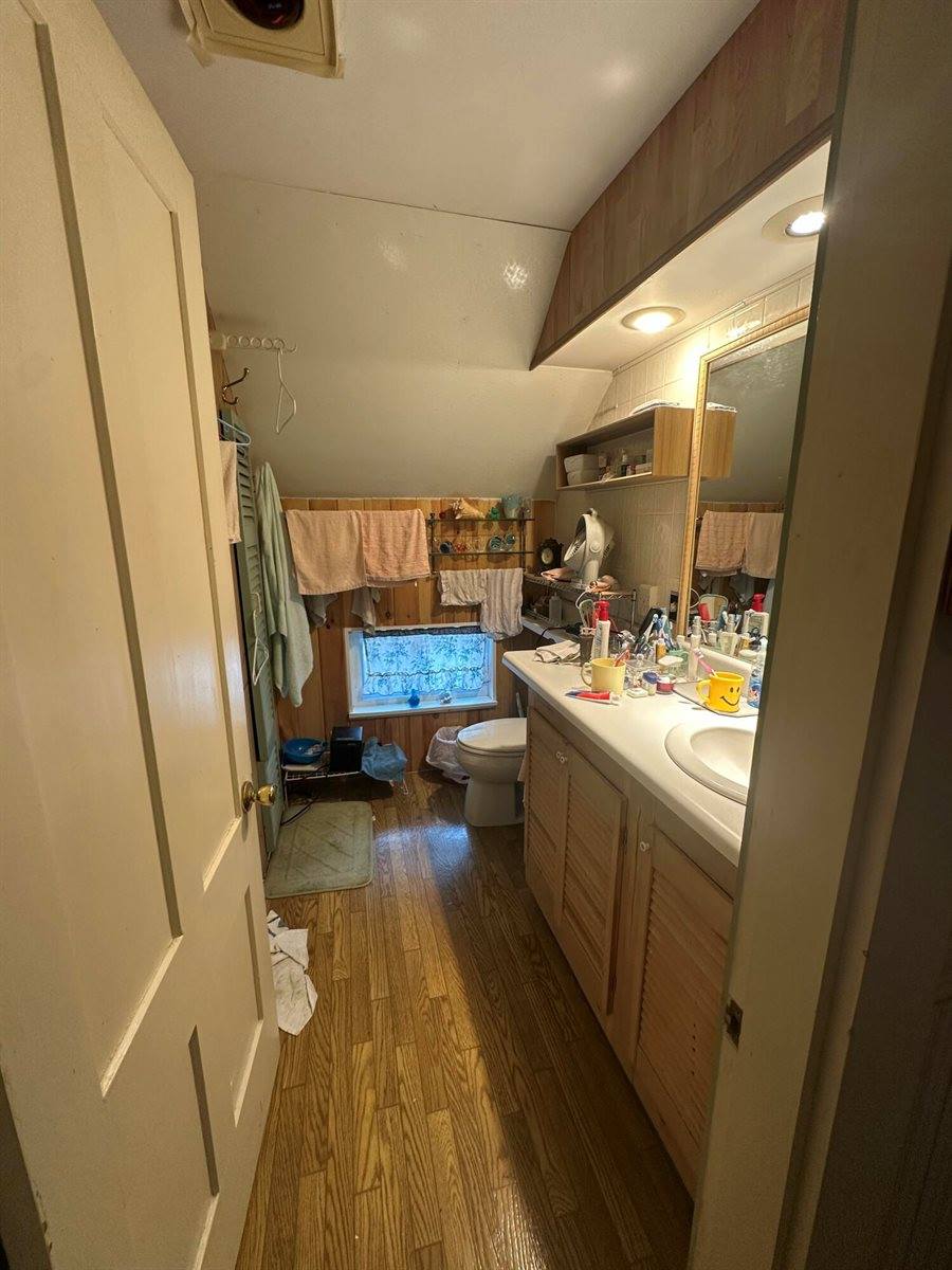 98 North Street, Dover-Foxcroft, ME 04426