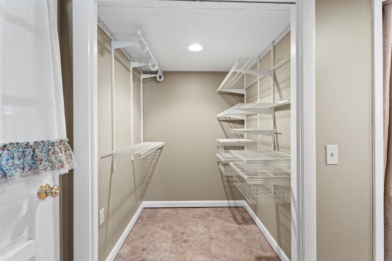 60 Sunset Strip, Brewer, ME 04412