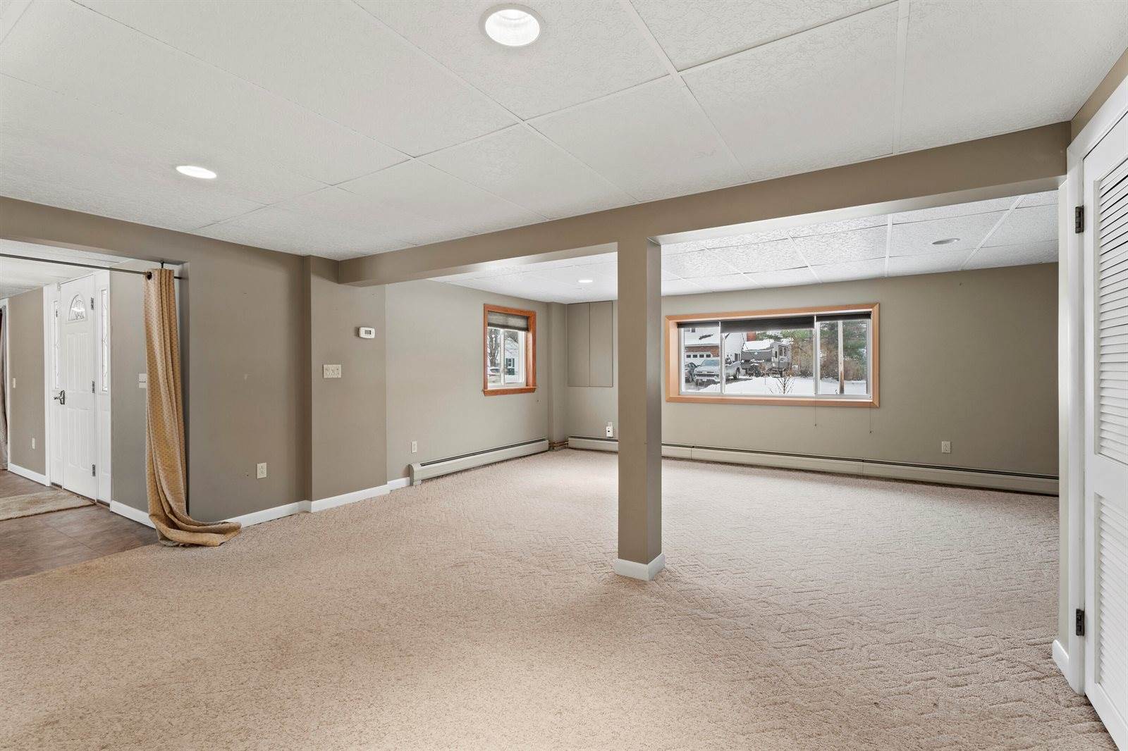 60 Sunset Strip, Brewer, ME 04412