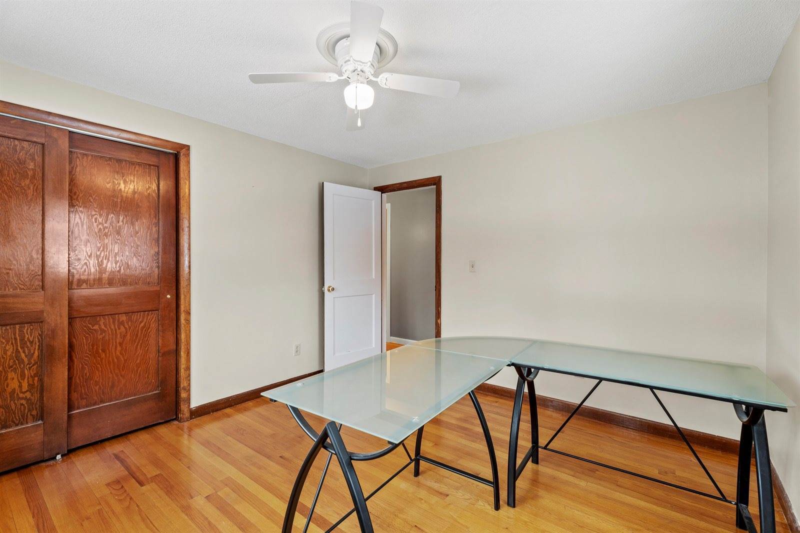 60 Sunset Strip, Brewer, ME 04412