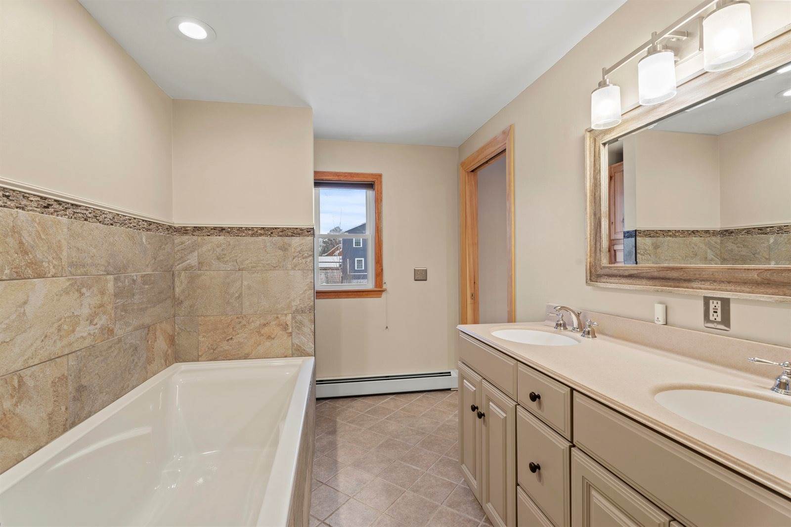 60 Sunset Strip, Brewer, ME 04412