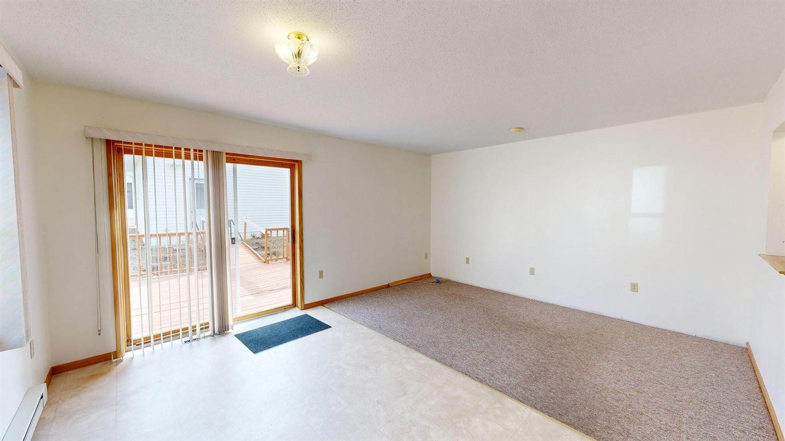 215 N Rusk Ave, Viroqua, WI 54665