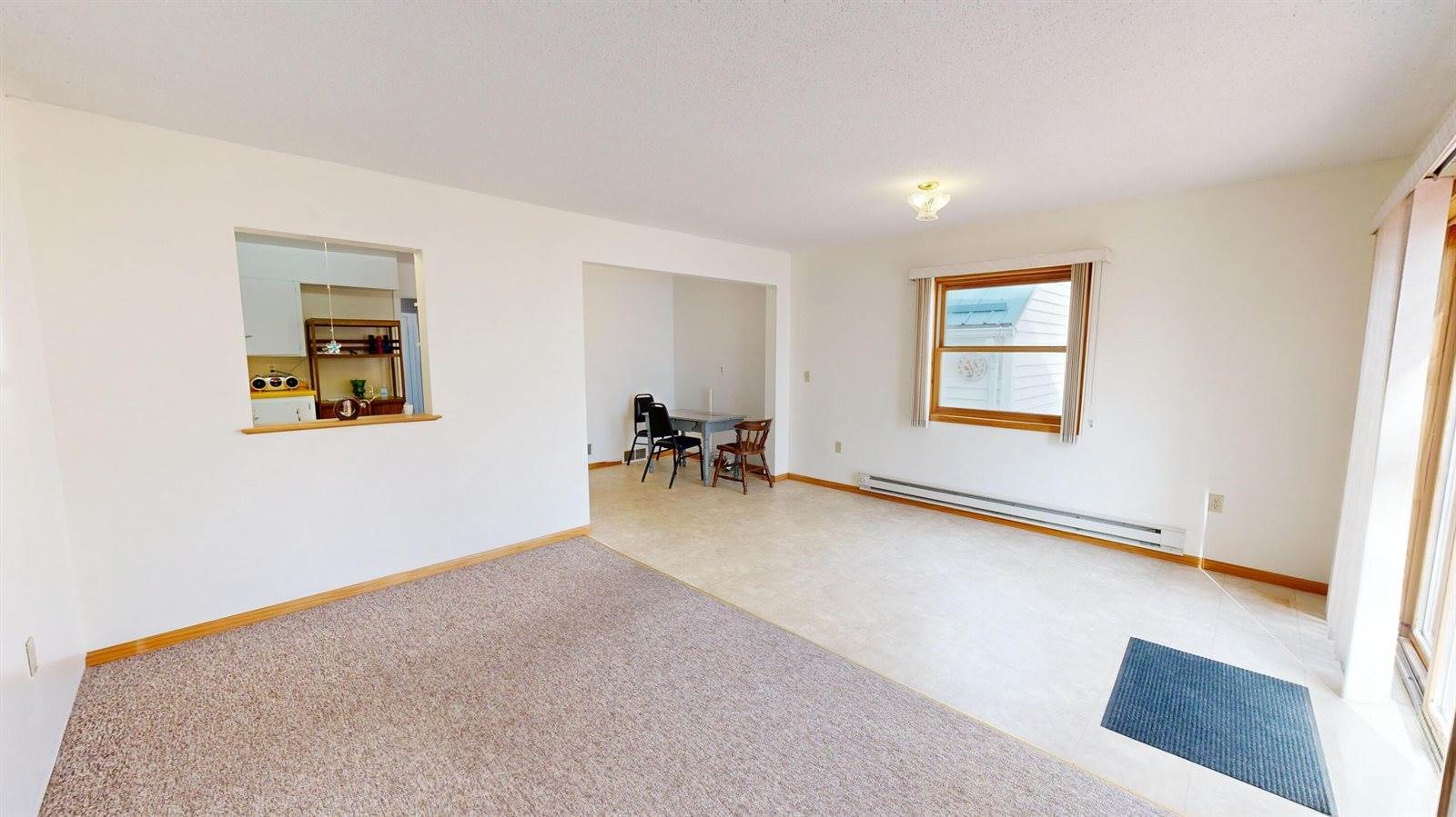 215 N Rusk Ave, Viroqua, WI 54665