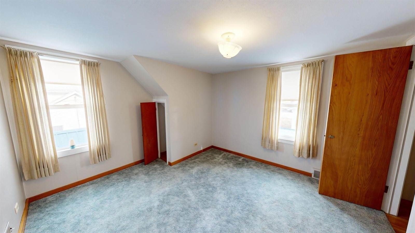 215 N Rusk Ave, Viroqua, WI 54665