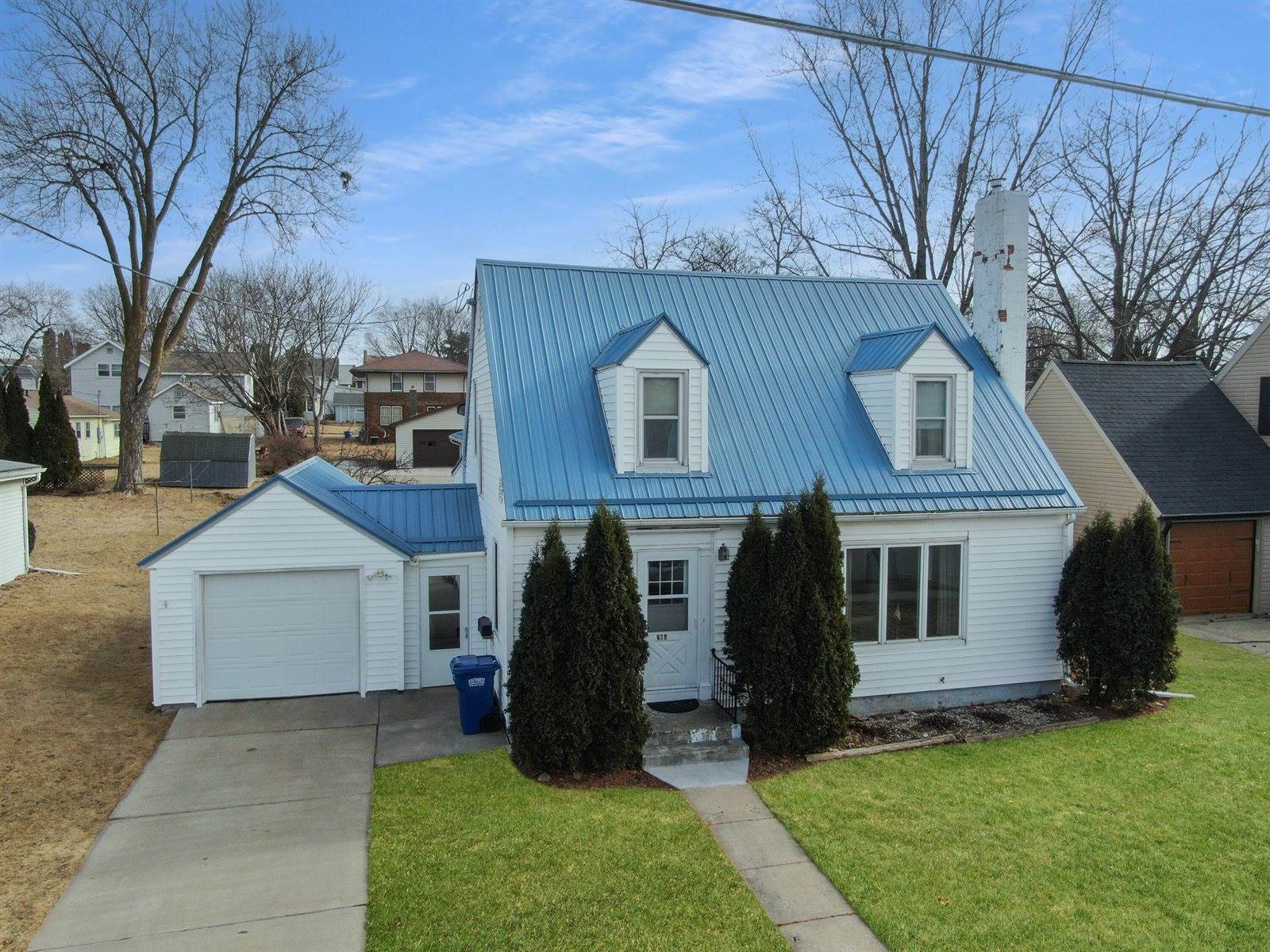 215 N Rusk Ave, Viroqua, WI 54665