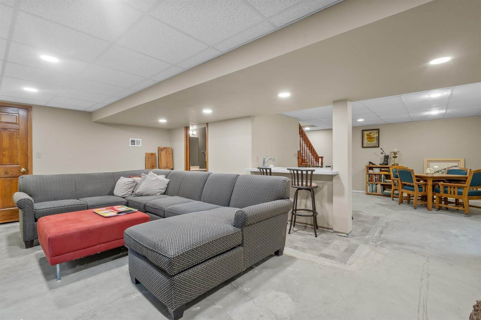 3920 East St Croix Circle, Green Bay, WI 54301