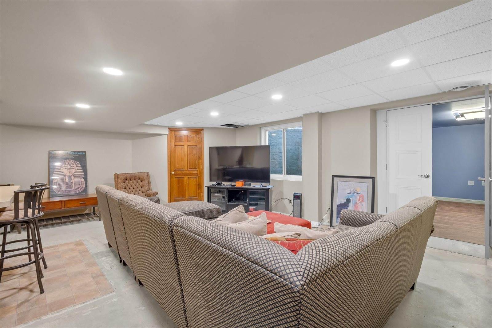 3920 East St Croix Circle, Green Bay, WI 54301