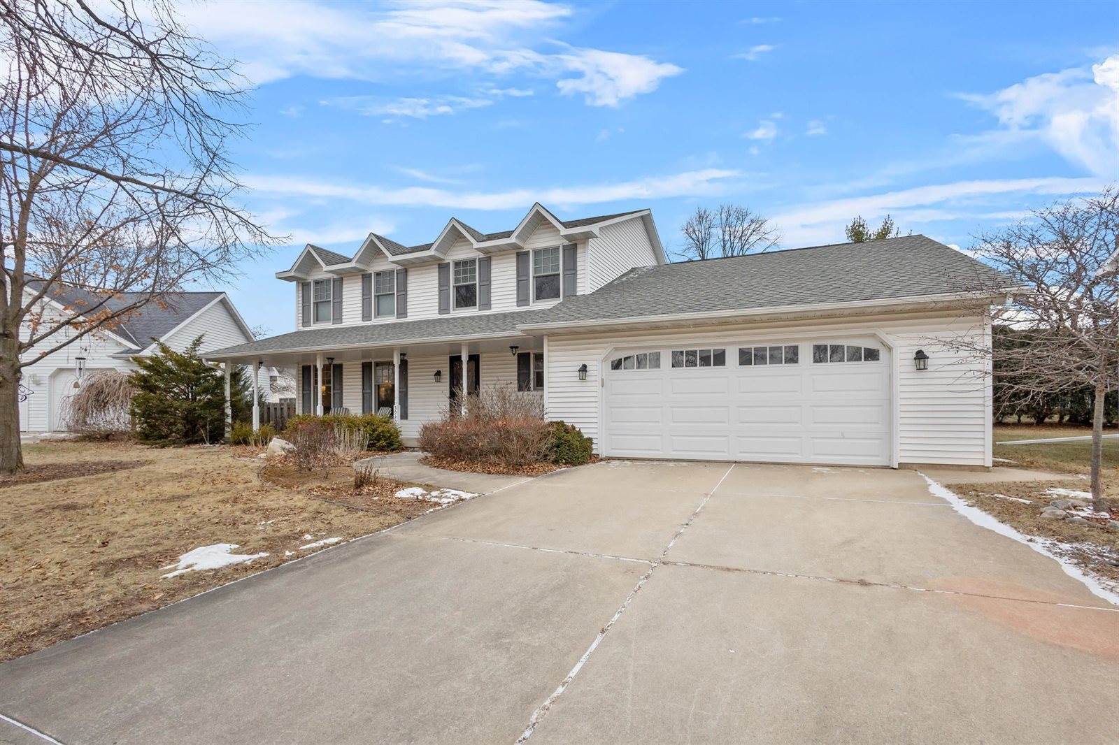 3920 East St Croix Circle, Green Bay, WI 54301