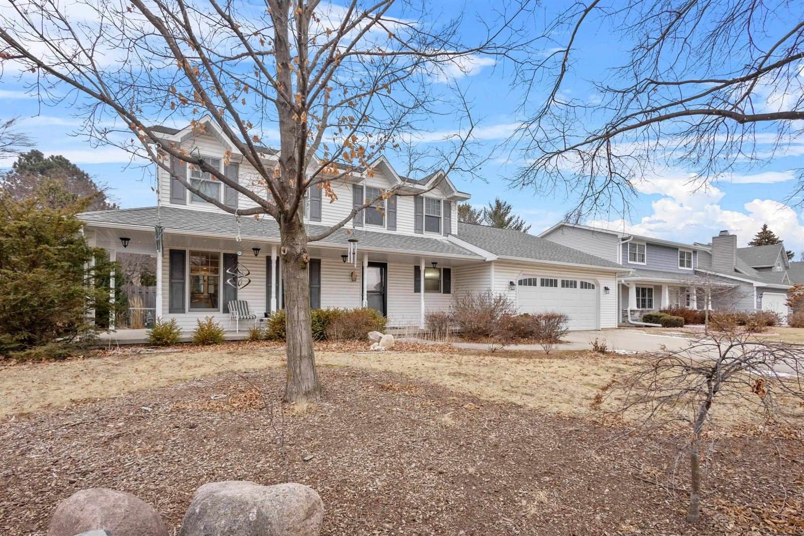 3920 East St Croix Circle, Green Bay, WI 54301