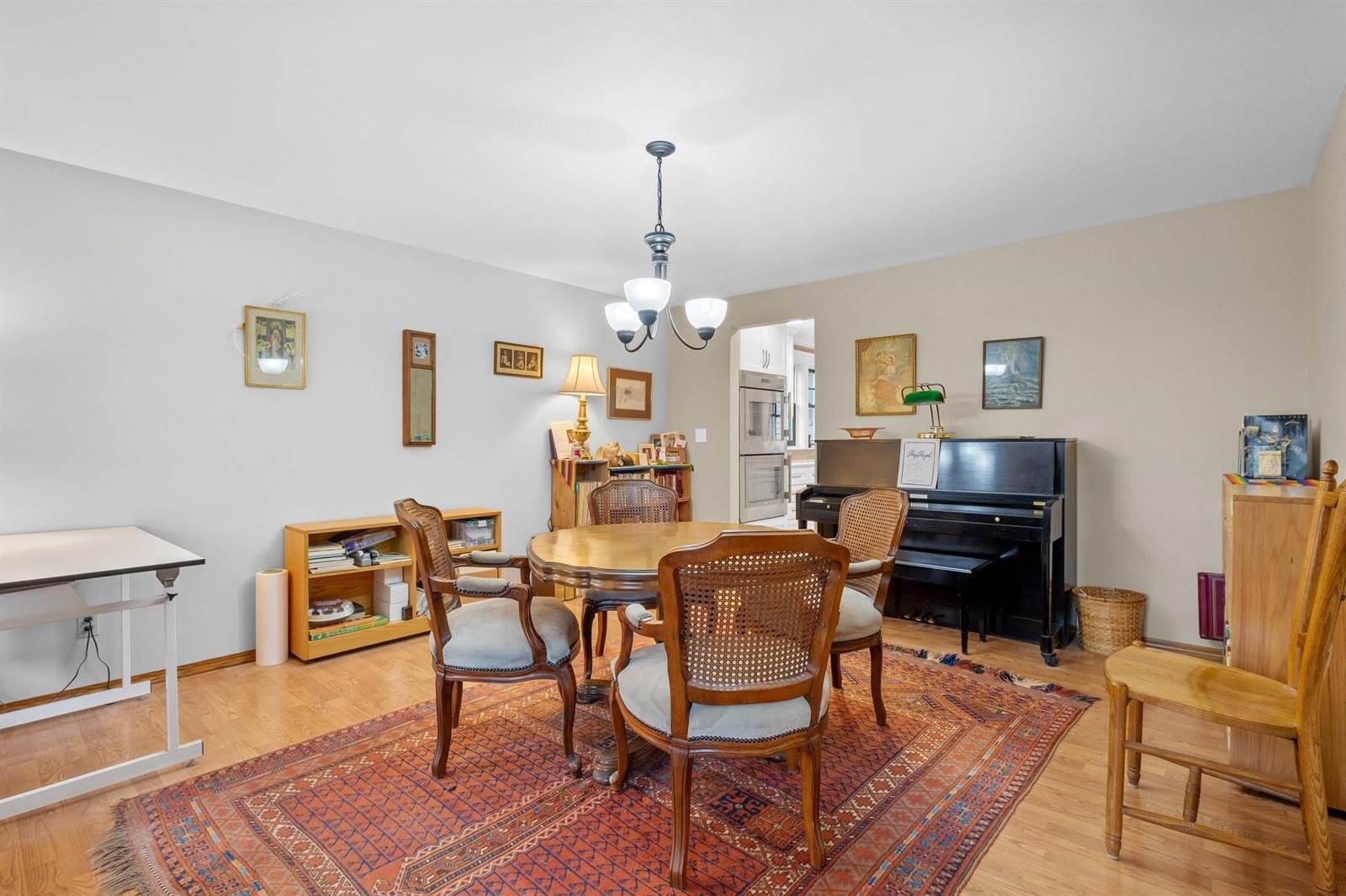 3920 East St Croix Circle, Green Bay, WI 54301