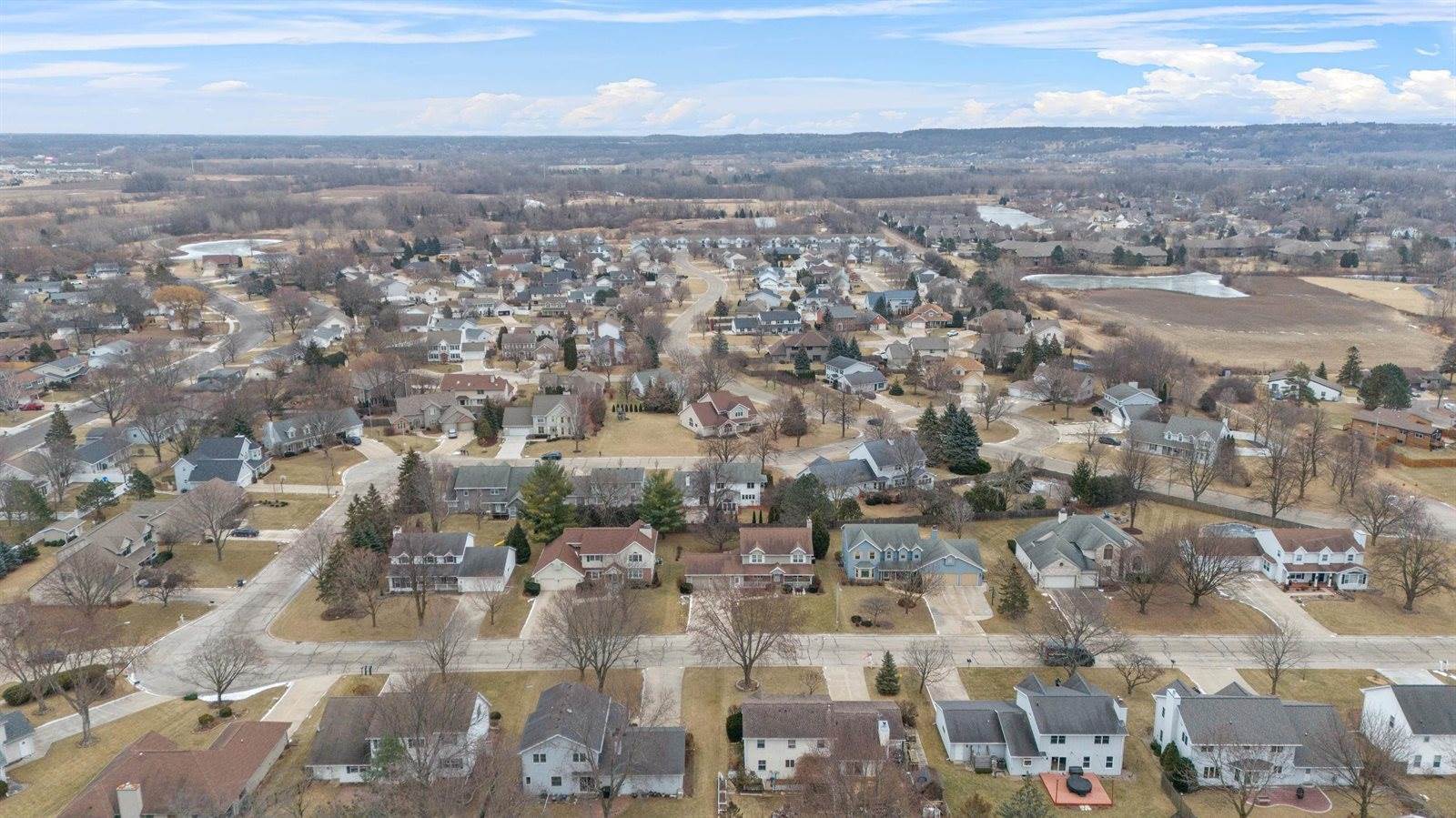 3920 East St Croix Circle, Green Bay, WI 54301