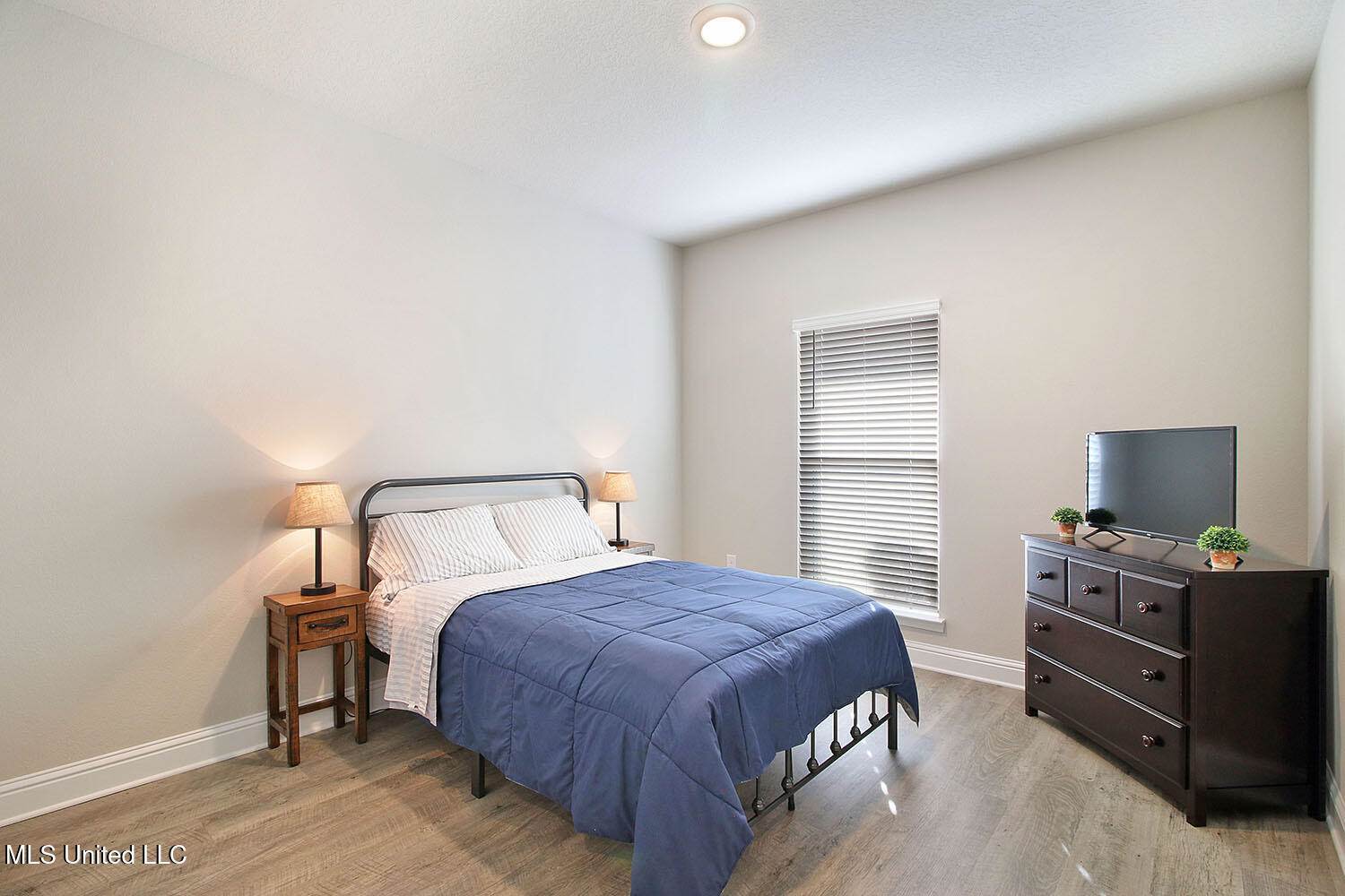 5346 Fairbury Way, D'Iberville, MS 39540