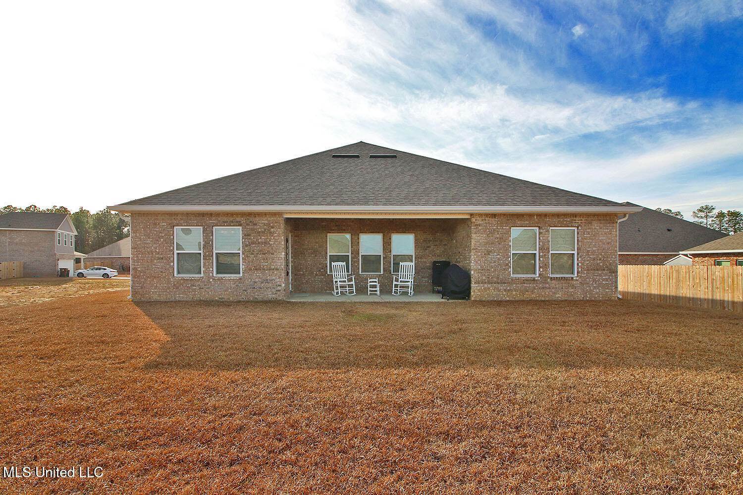 5346 Fairbury Way, D'Iberville, MS 39540