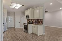 306 Glade Blvd, Lafayette, LA 70506