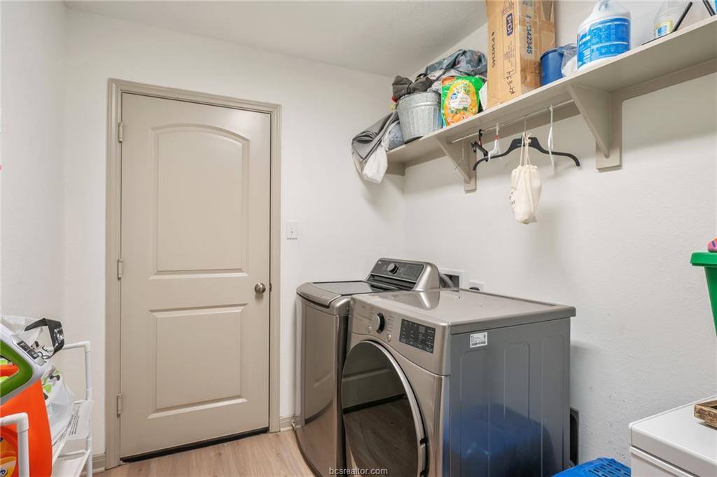 204 Whaley Street, Caldwell, TX 77836