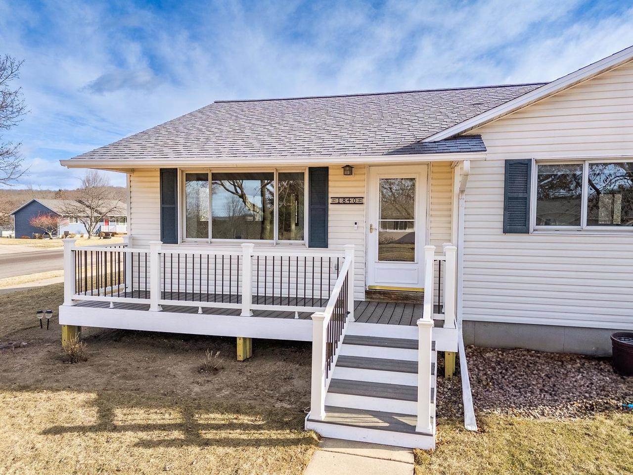 1840 Jessica Lane, Reedsburg, WI 53959