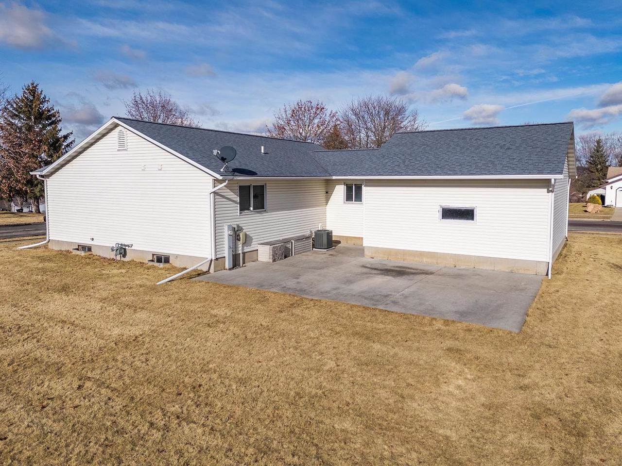 1840 Jessica Lane, Reedsburg, WI 53959