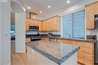 15669 SW Harvester Ln, Sherwood, OR 97140