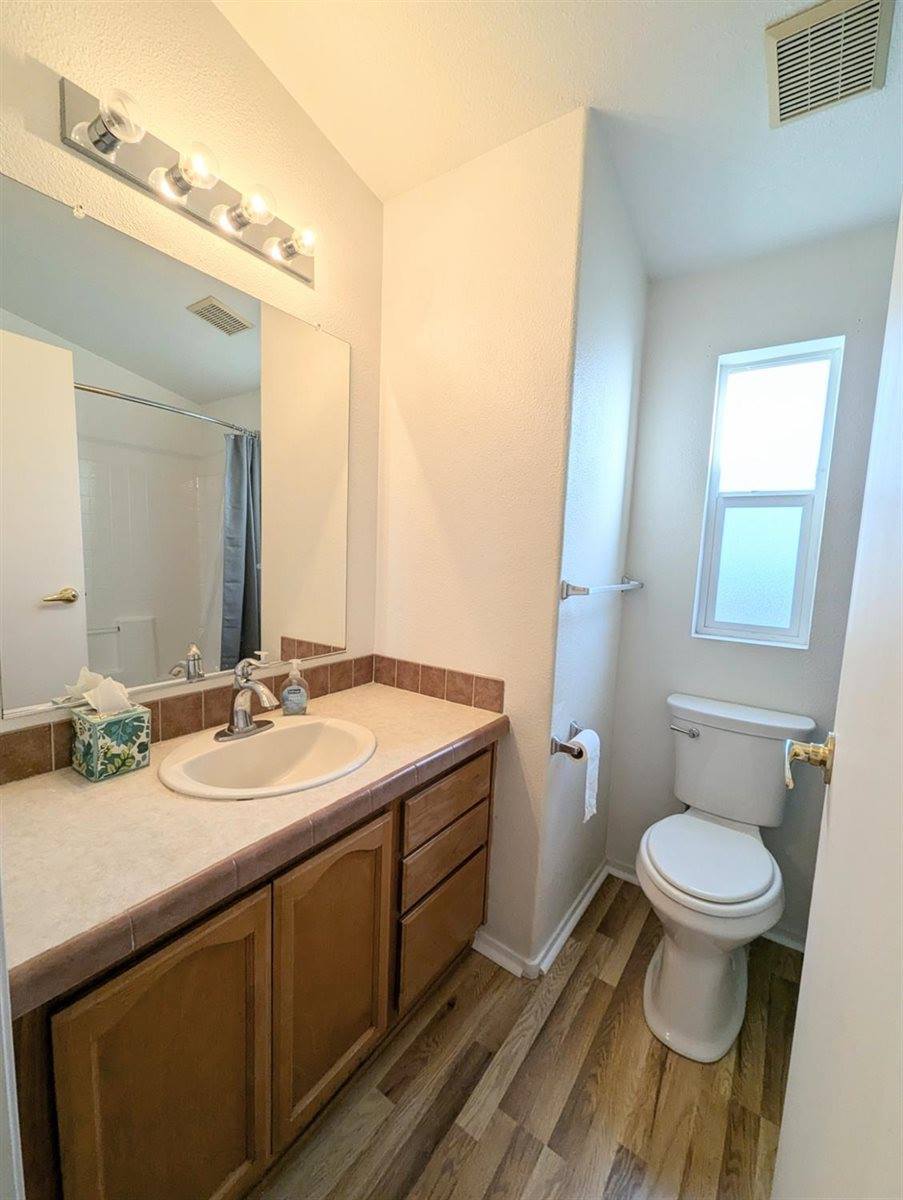 126 Royalwood Lane, Rancho Cordova, CA 95670