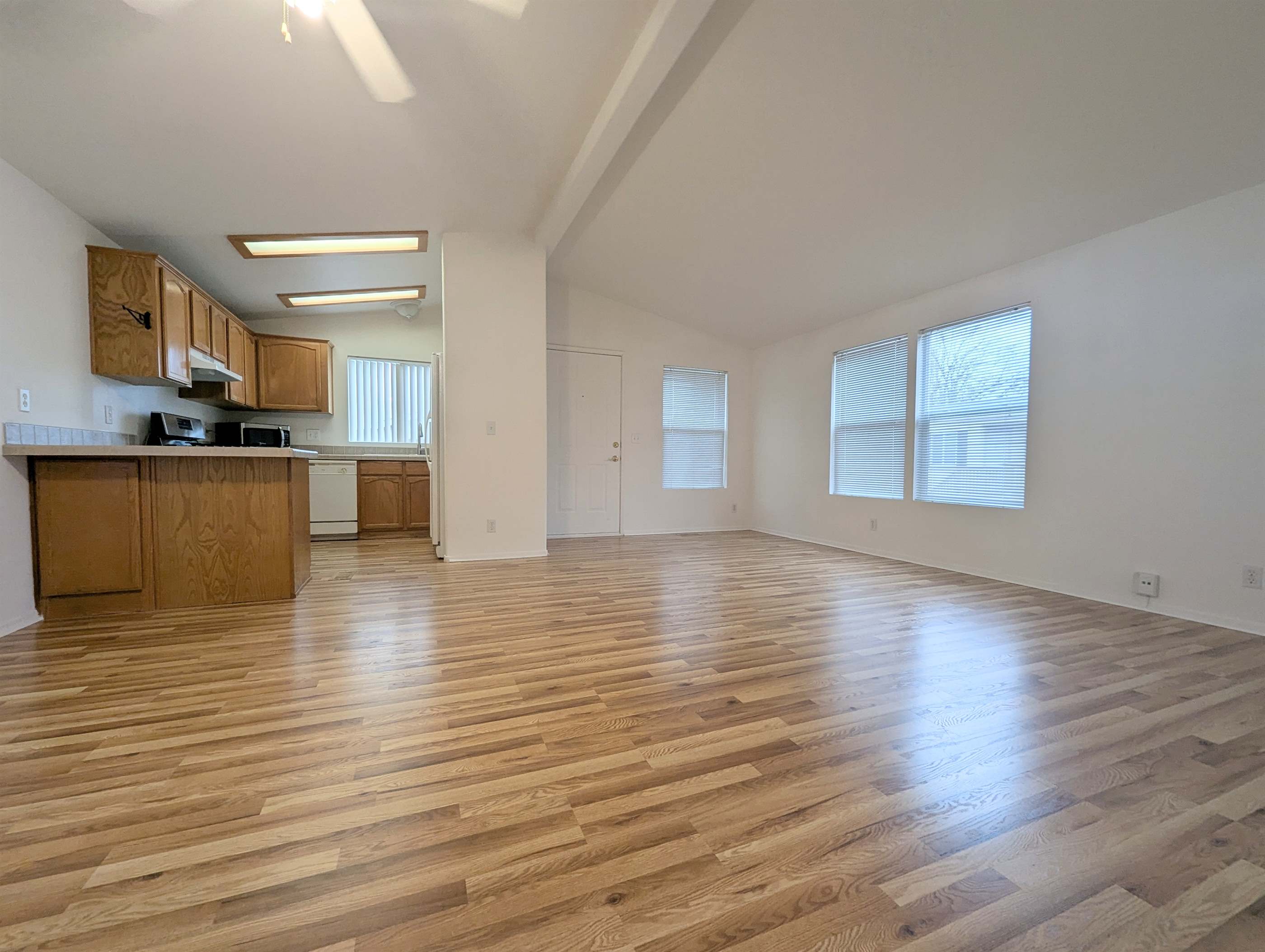 126 Royalwood Lane, Rancho Cordova, CA 95670