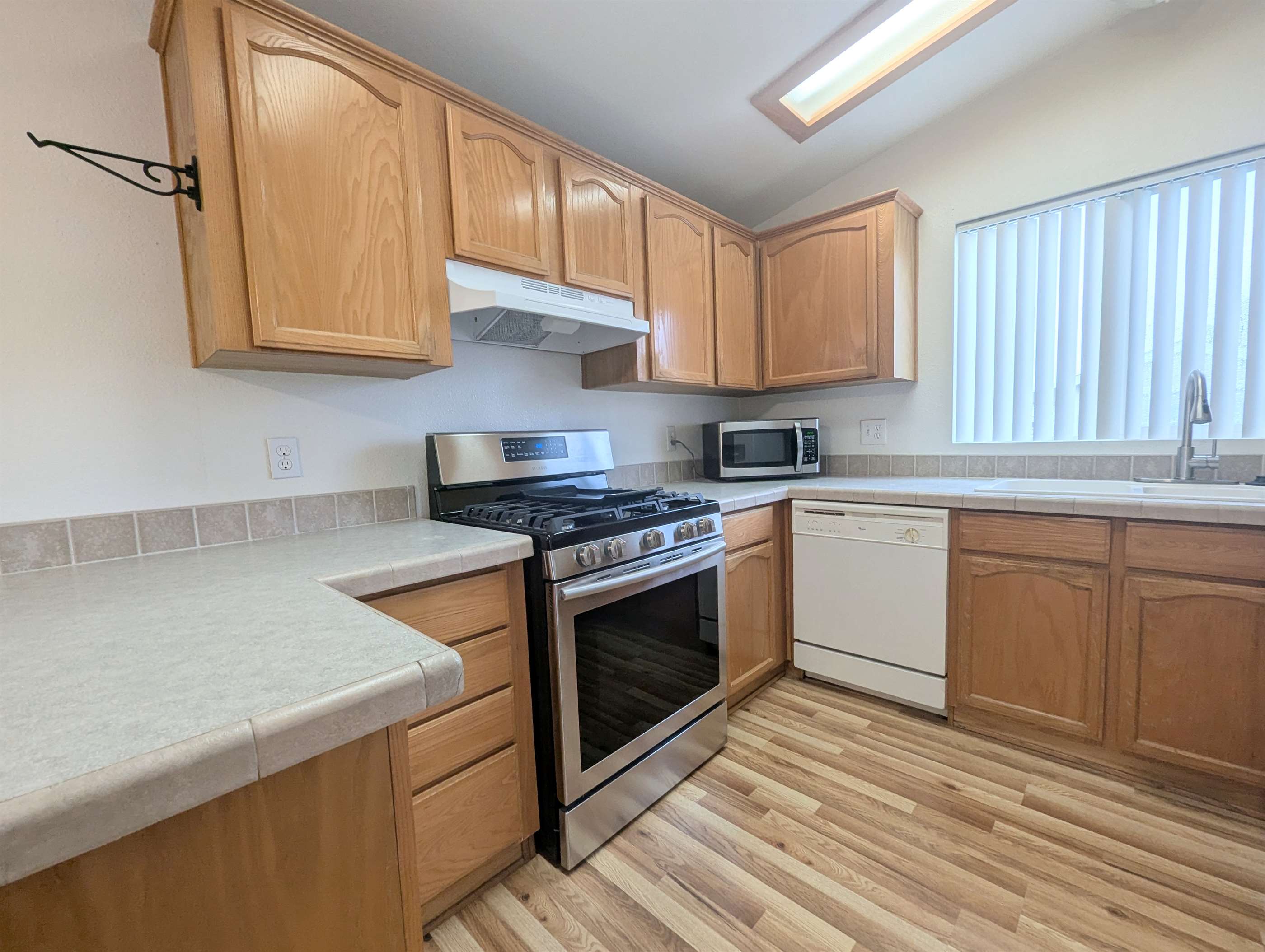 126 Royalwood Lane, Rancho Cordova, CA 95670