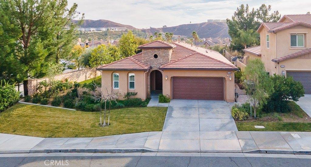 19402 Castille Lane, Saugus, CA 91350