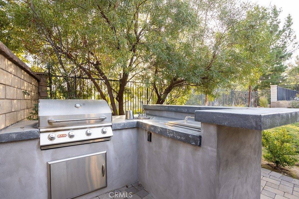 19402 Castille Lane, Saugus, CA 91350