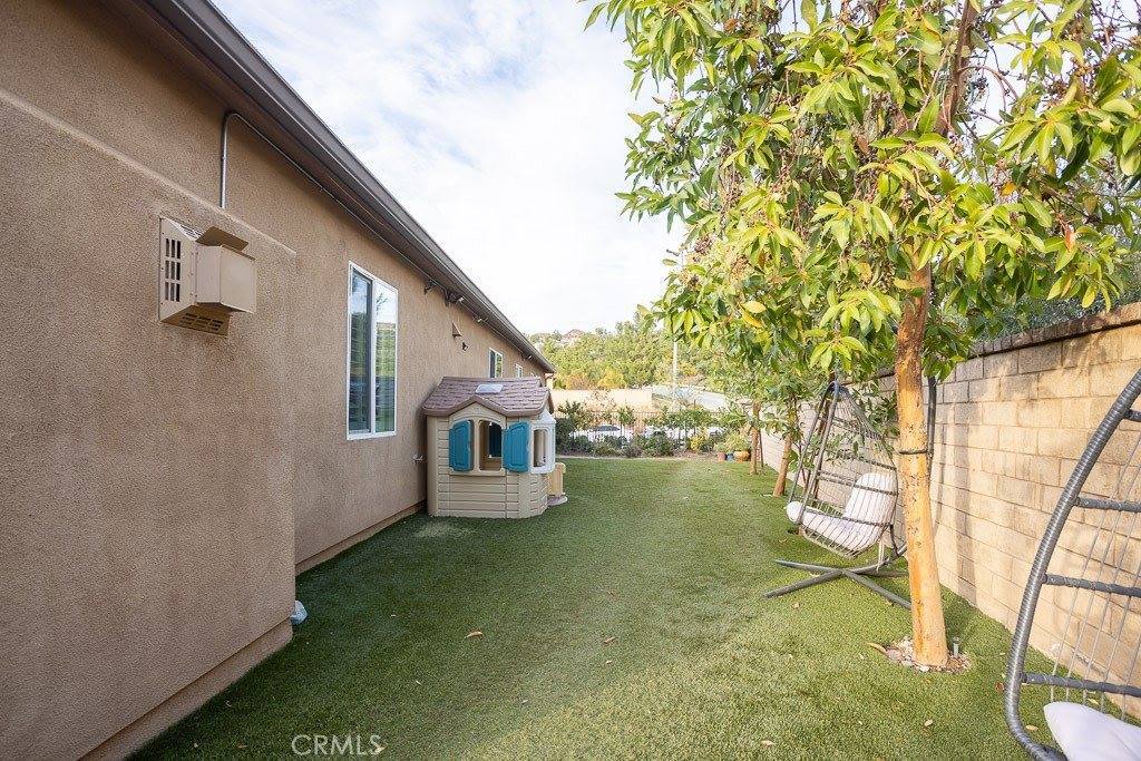 19402 Castille Lane, Saugus, CA 91350