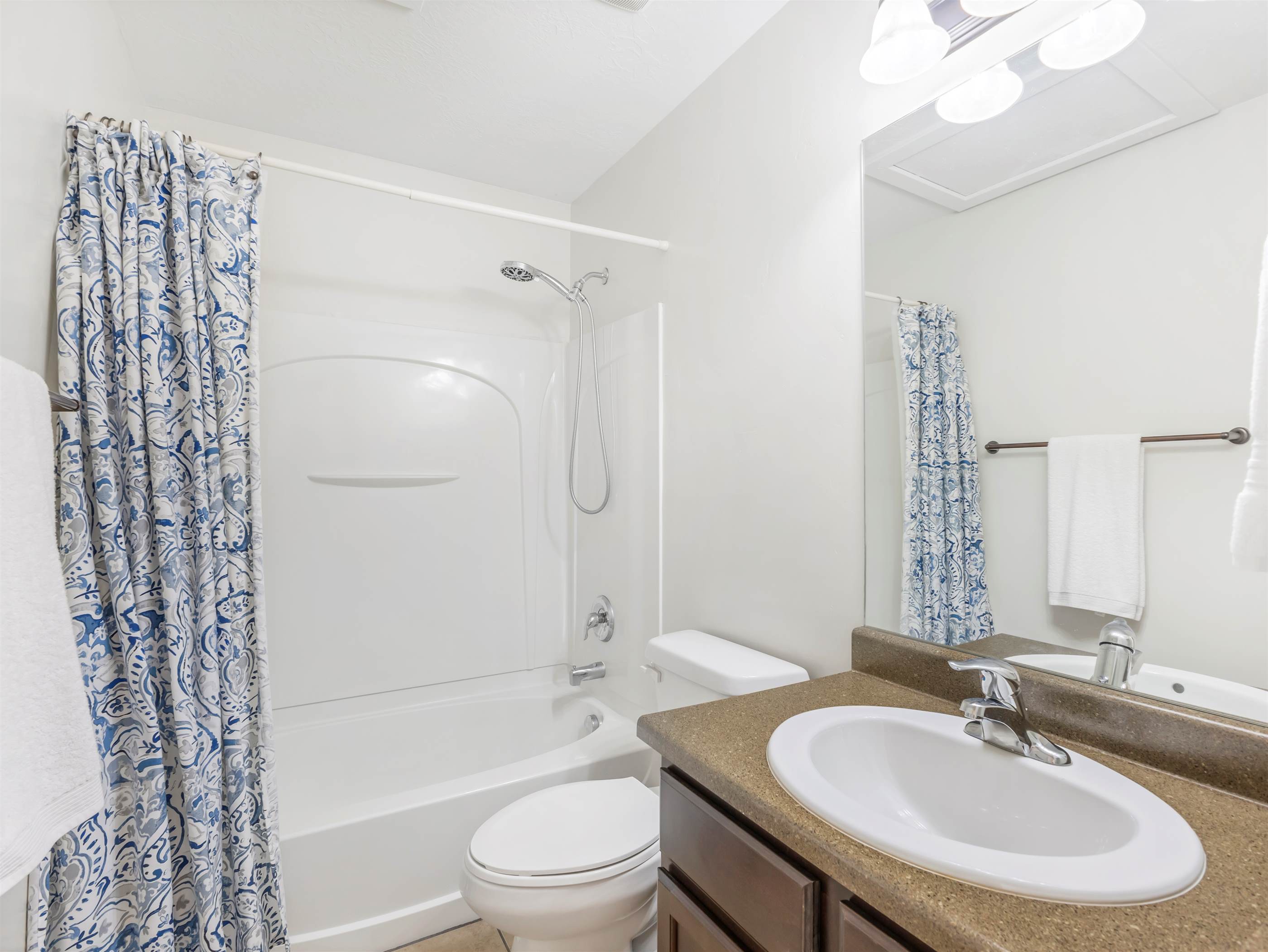 76 East Saddle Villa Dr, Draper, UT 84020