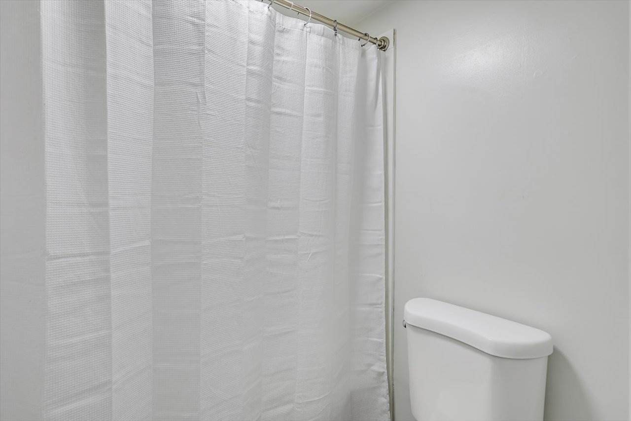 210 Old Oak Circle, Brandon, MS 39042