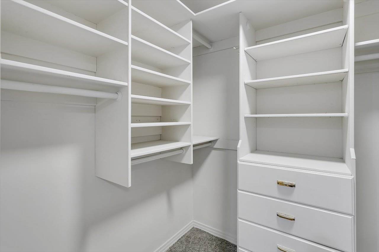 210 Old Oak Circle, Brandon, MS 39042