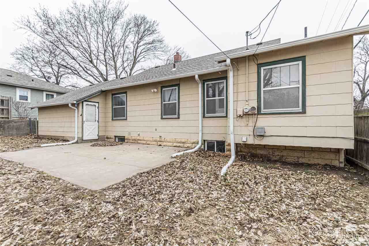 225 West Vine Street, Junction City, KS 66441