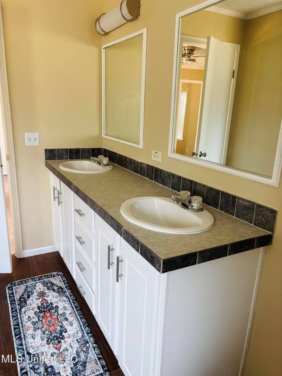 26605 Creek Cove, Perkinston, MS 39573