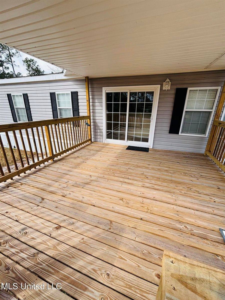 26605 Creek Cove, Perkinston, MS 39573