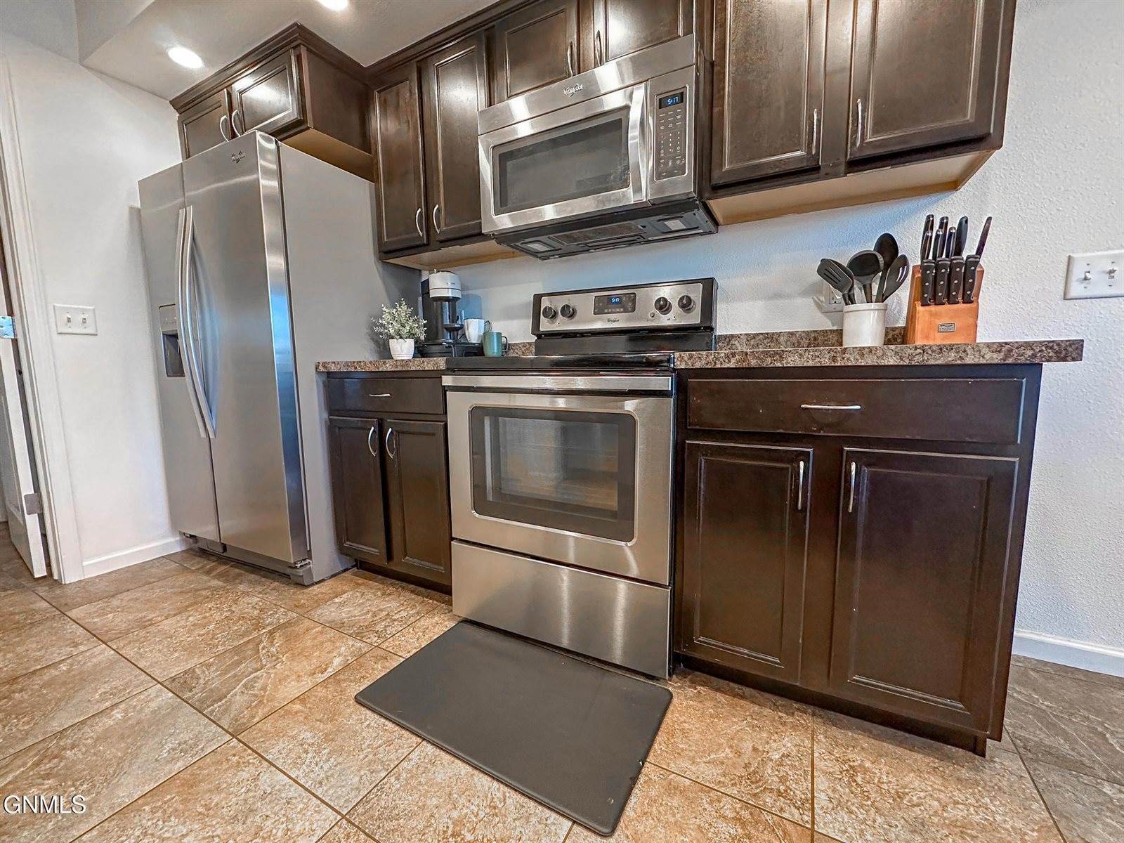 2110 Marina Road SE, Mandan, ND 58554