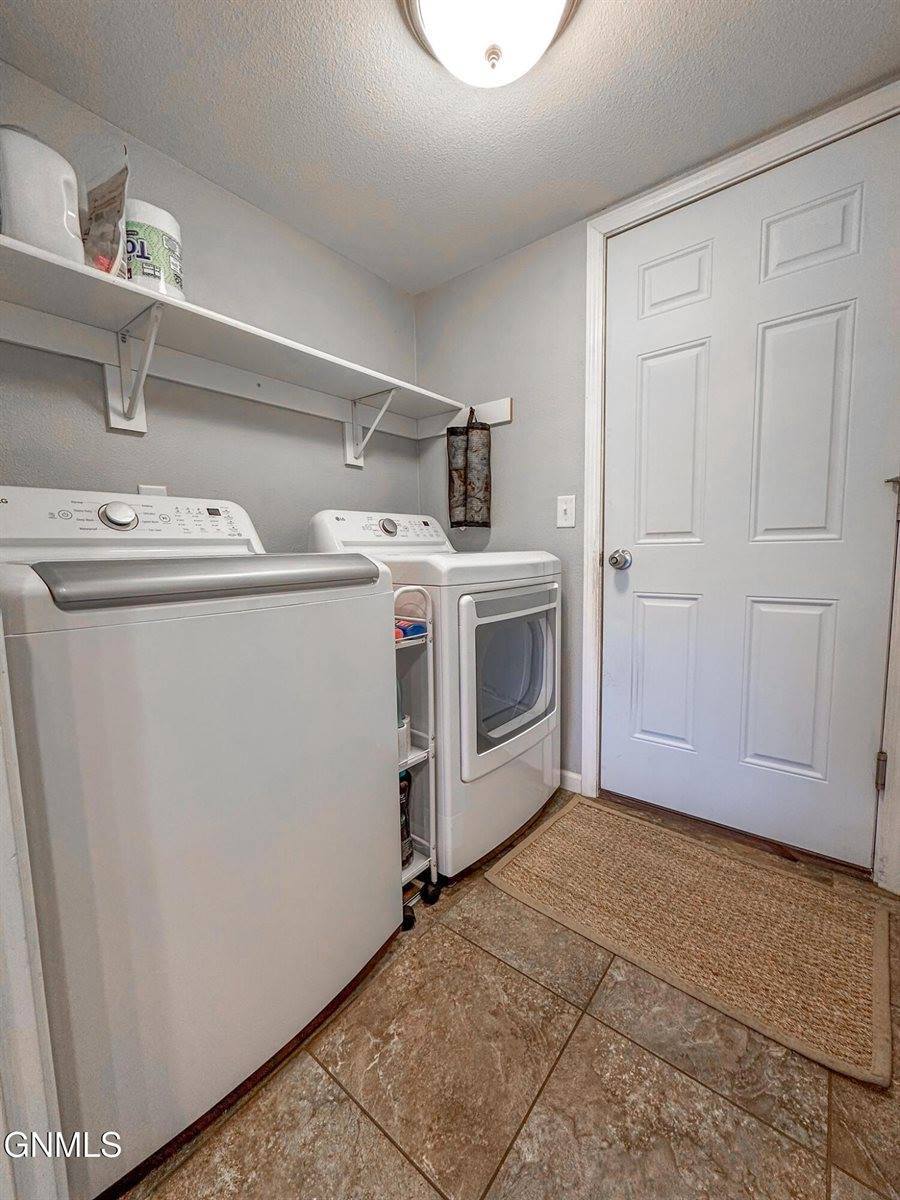 2110 Marina Road SE, Mandan, ND 58554