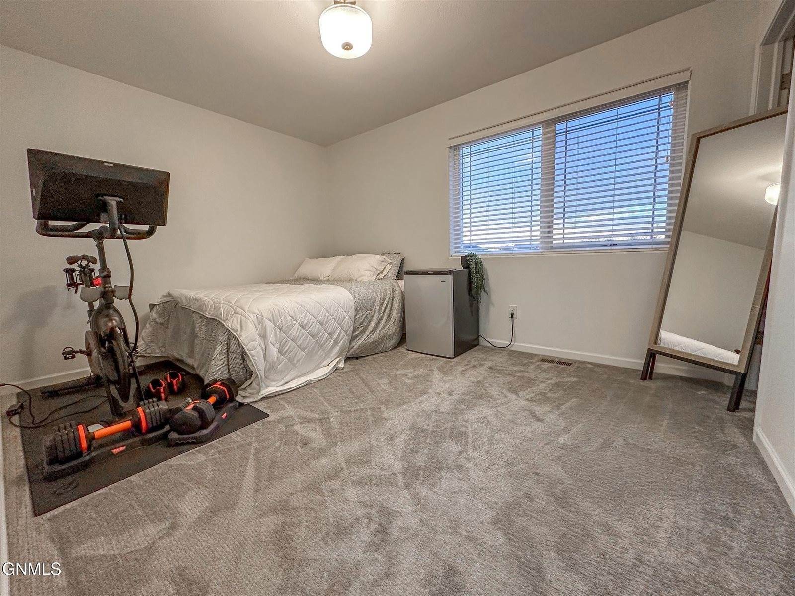 2110 Marina Road SE, Mandan, ND 58554