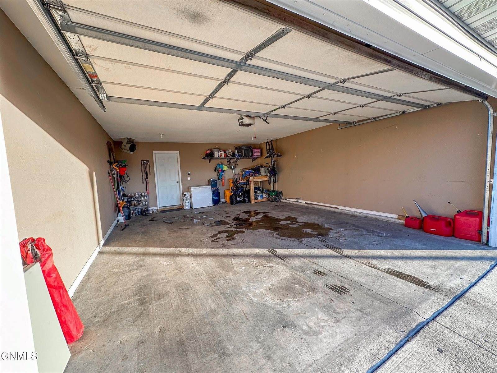 2110 Marina Road SE, Mandan, ND 58554