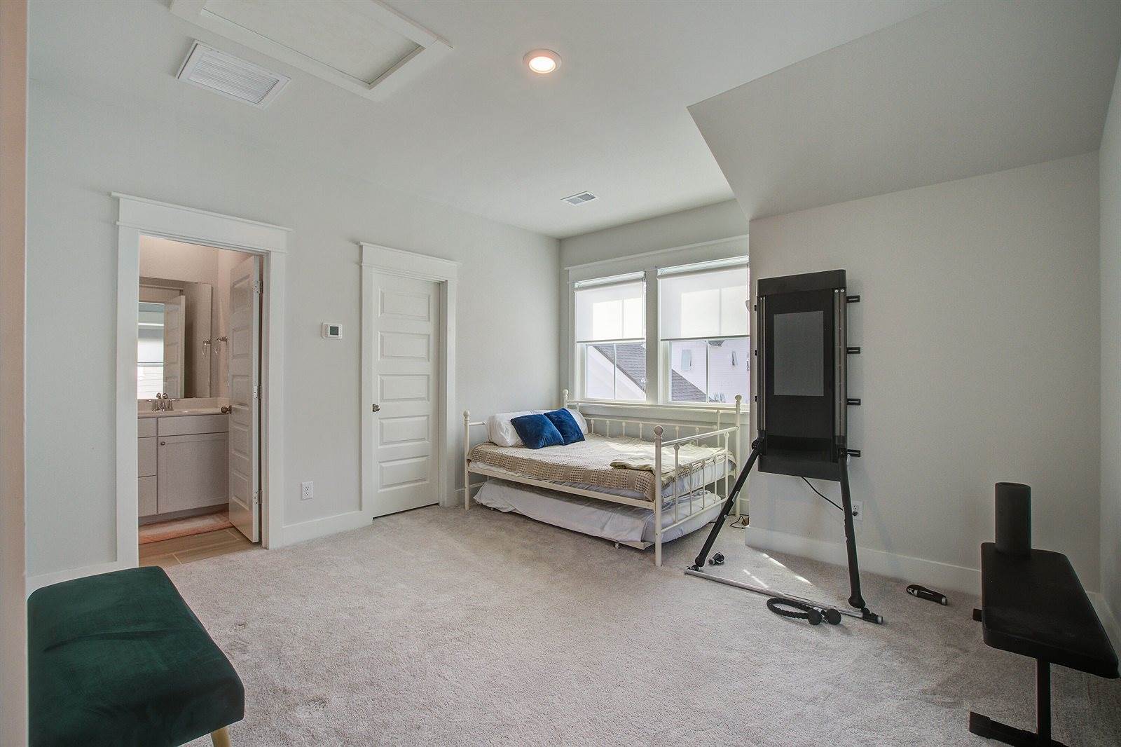 4125 Maidstone Drive, Mount Pleasant, SC 29466