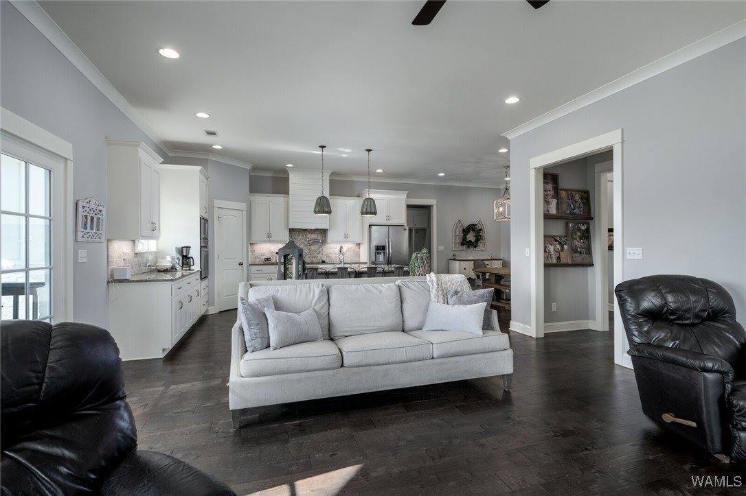 10470 Southern Breeze Drive, Tuscaloosa, AL 35405