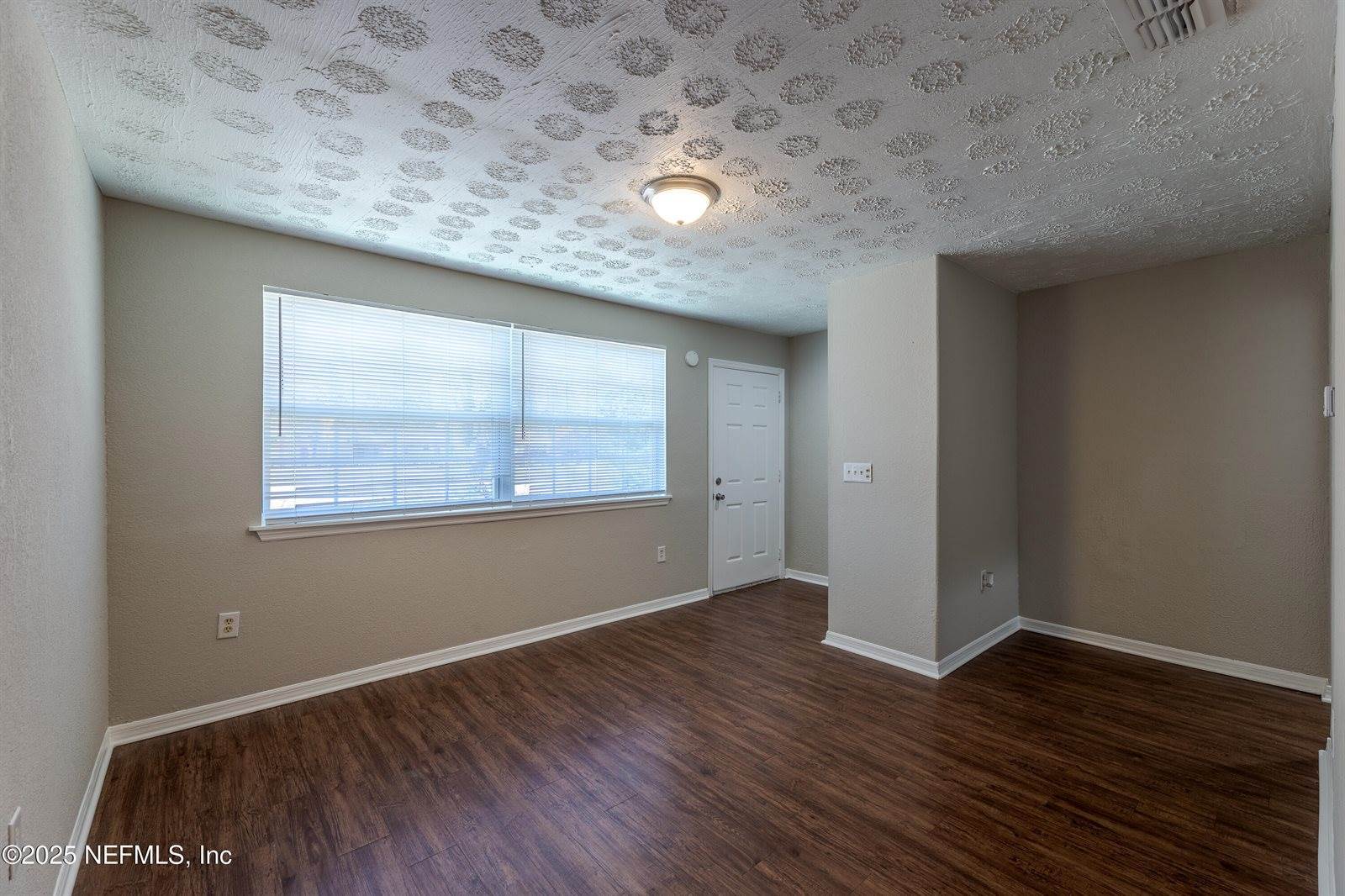 9049 Norfolk Boulevard, Jacksonville, FL 32208