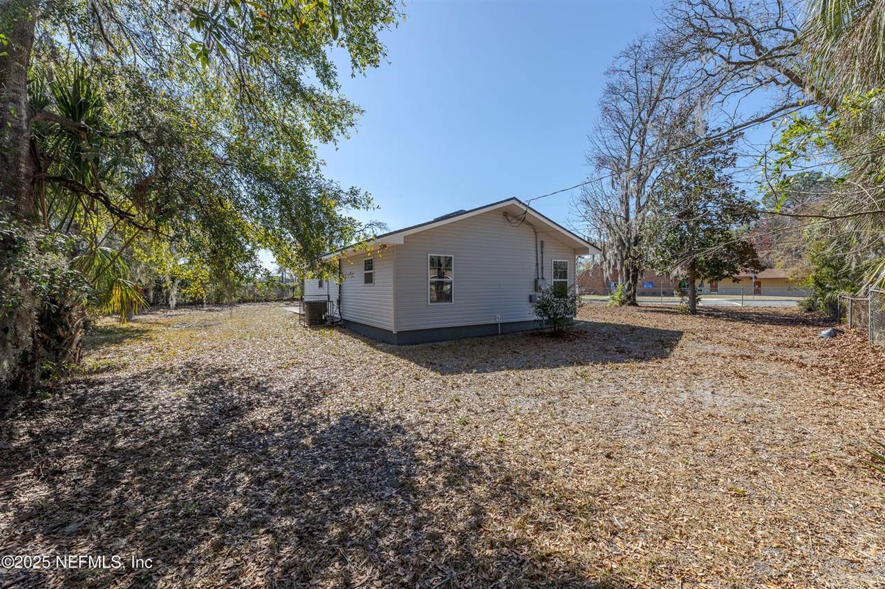 9049 Norfolk Boulevard, Jacksonville, FL 32208