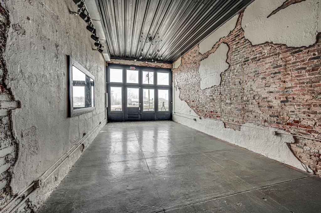 111 North Main Street, Milford, TX 76670