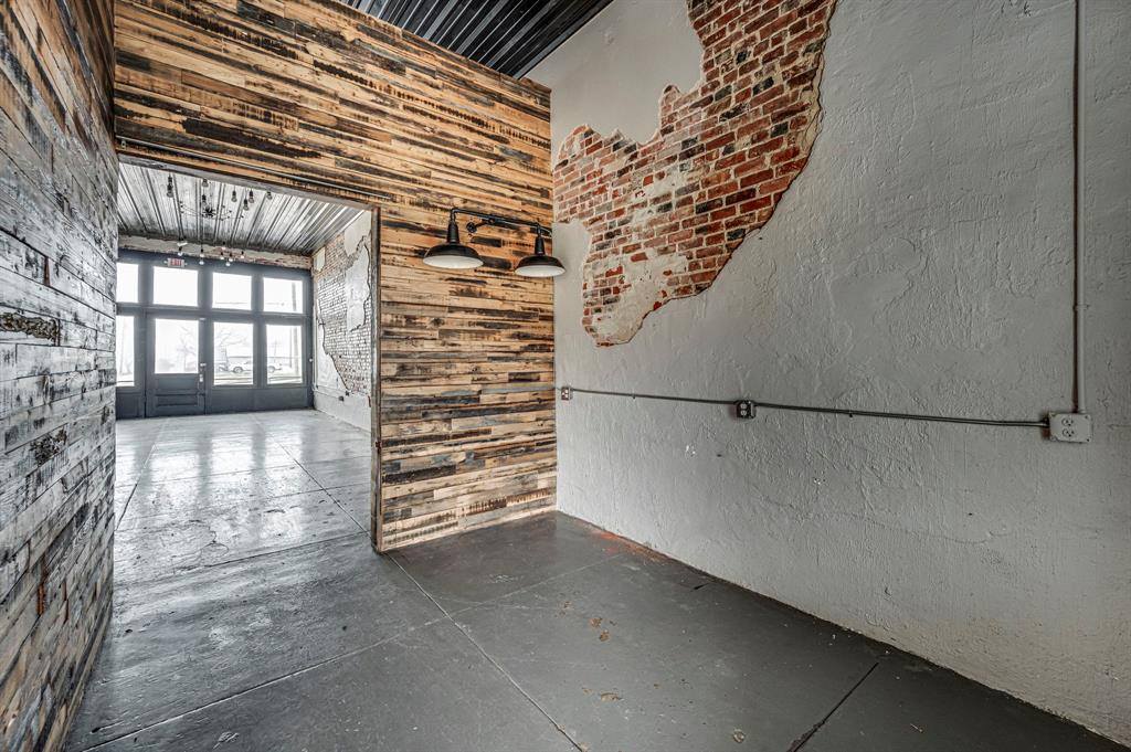 111 North Main Street, Milford, TX 76670