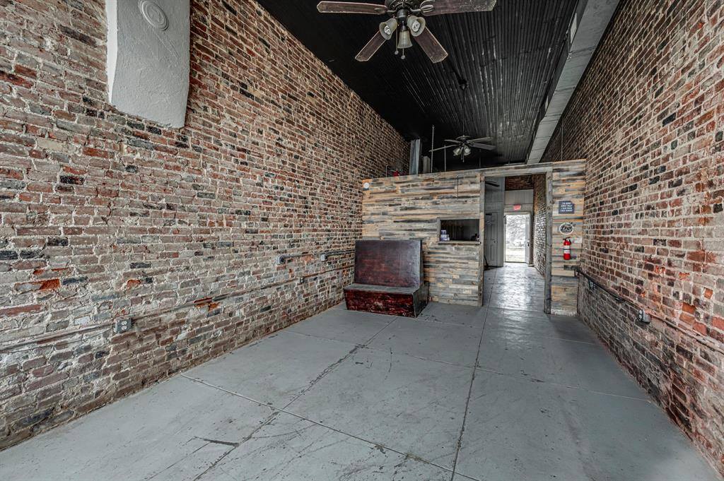 109 North Main Street, Milford, TX 76670