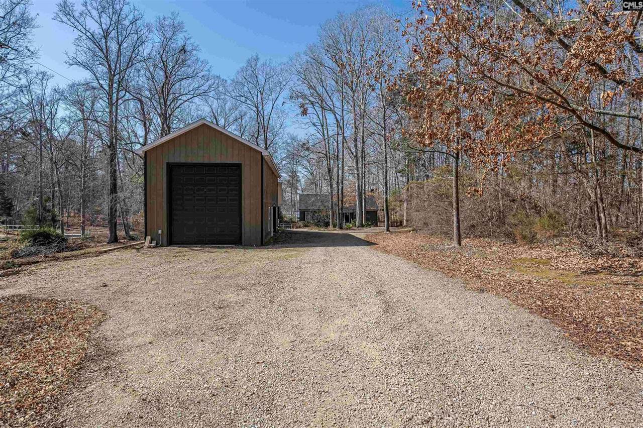 1016 S. Windwood Acres Rd, Batesburg, SC 29006