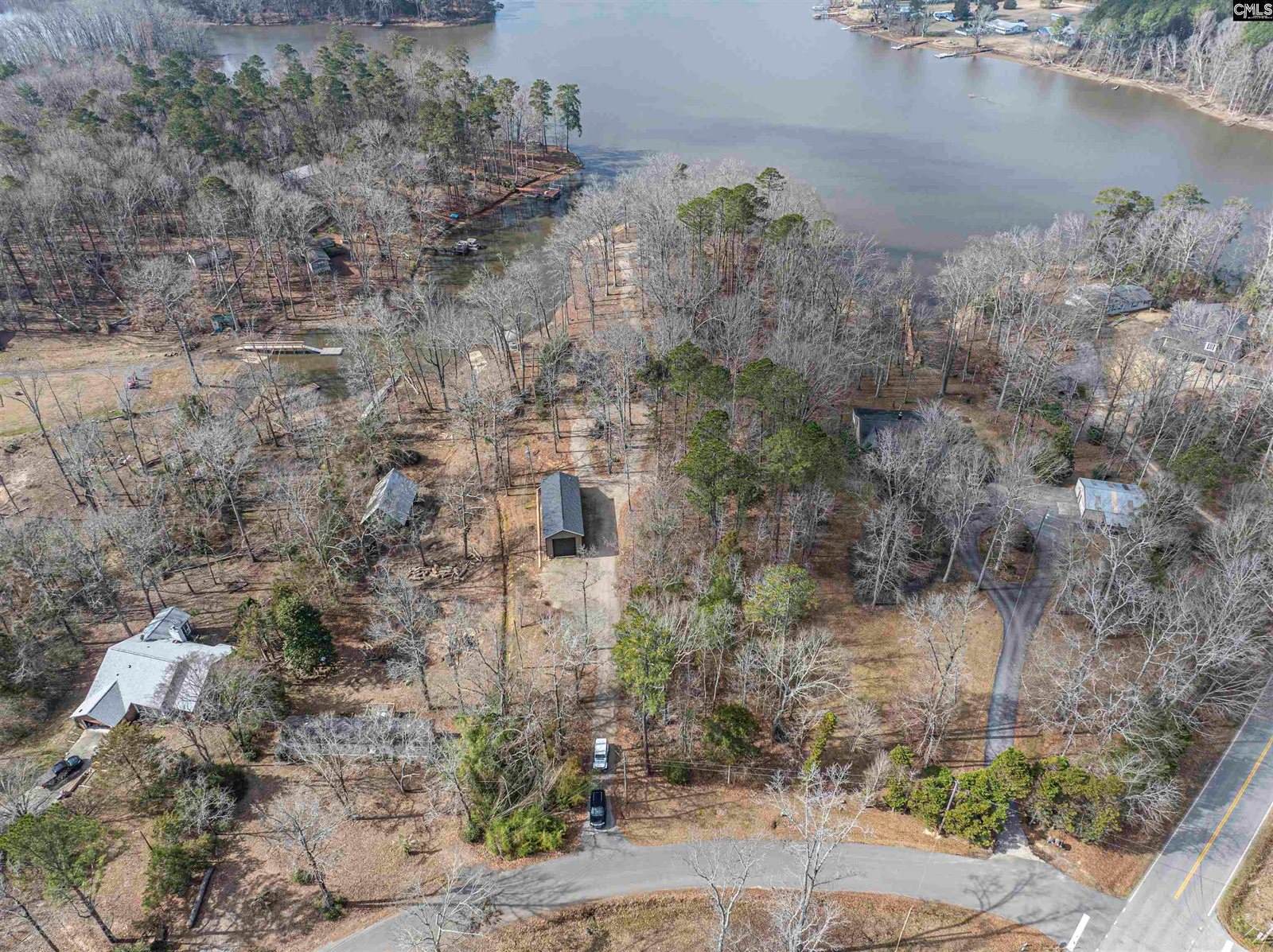 1016 S. Windwood Acres Rd, Batesburg, SC 29006