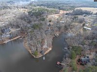 1016 S. Windwood Acres Rd, Batesburg, SC 29006