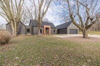 151 Apple Blossom Road SW, Pataskala, OH 43062