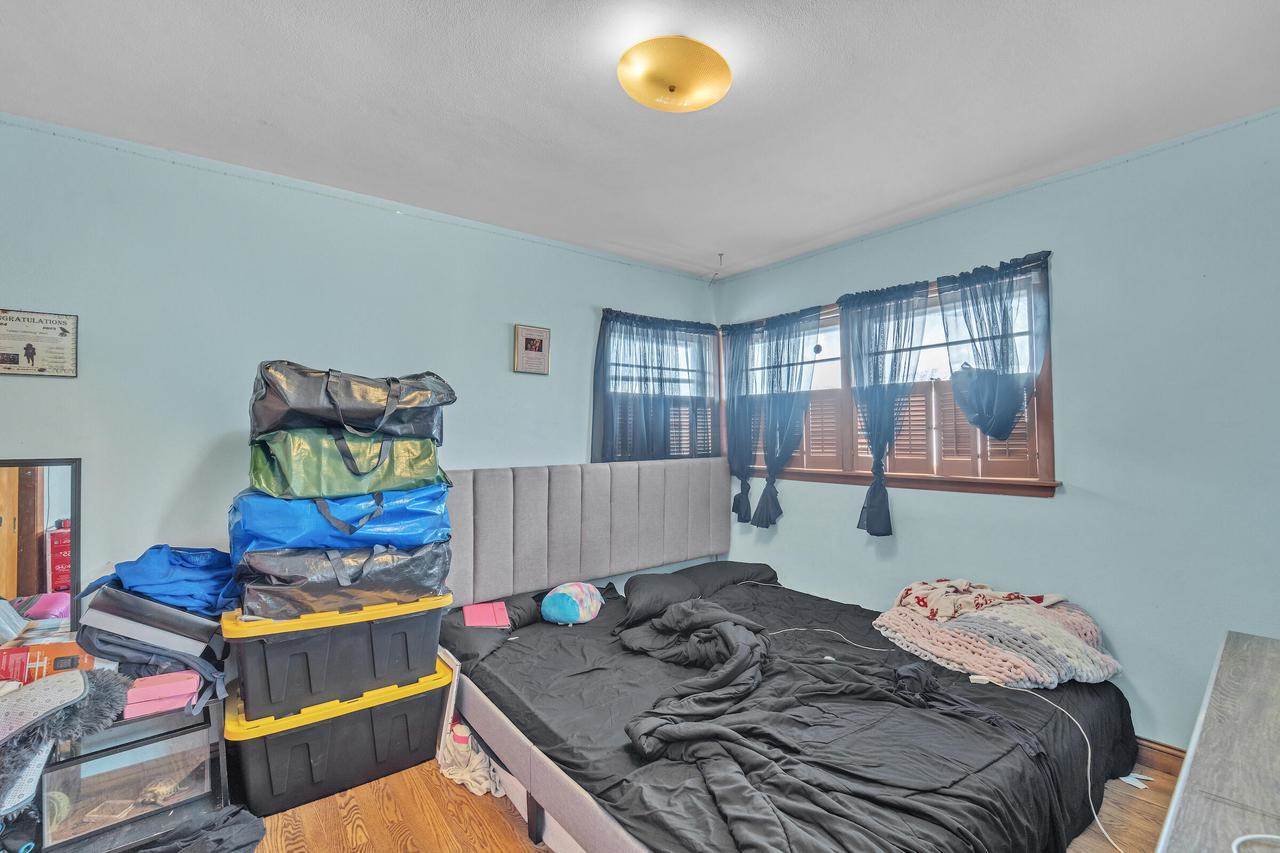 1100 Sheraton DRIVE, Racine, WI 53402